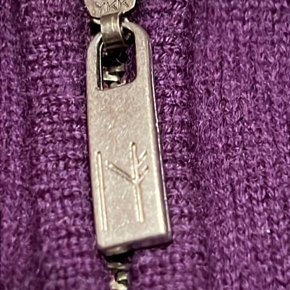 Neve Sweater  - Picture 6 of 9